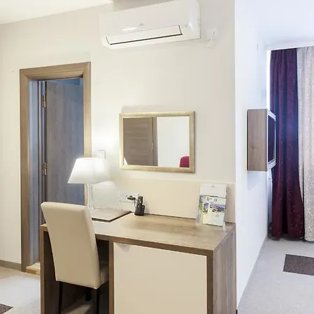 ホテル Kole Čačak